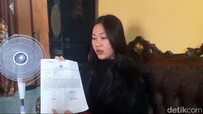 Niken, anak Rifani yang ditemukan tewas tergantung di pohon.