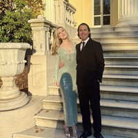 Awal bulan ini, Nuzzi diberhentikan sementara dari New York Magazine setelah mengakui hubungan pribadinya dengan RFK Jr. Tak hanya itu, hubungan Nuzzi dengan tunangannya juga harus berakhir. Foto: dok. Instagram @olivianuzzix