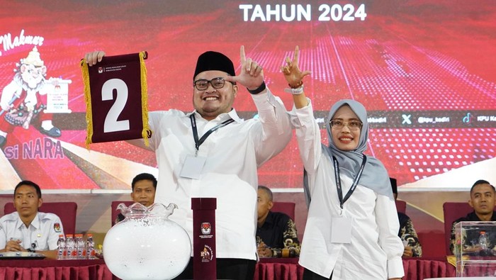 Pasangan calon bupati dan wakil bupati Kediri Hanindhito Himawan Pramana-Dewi Mariya Ulfa
