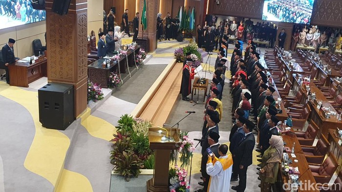 Pelantikan 74 DPRD Sumsel 2024-2029 dalam Rapat Paripurna DPRD Sumsel.