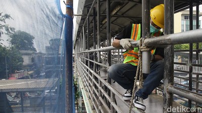 Perawatan JPO untuk Kenyamanan Pejalan Kaki