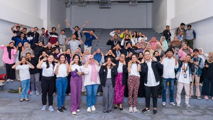 Perempuan tuli