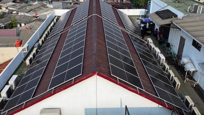 PLTS rooftop (atap) di Puskesmas Kecamatan Cilincing, Jakarta Utara
