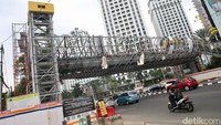 Pembangunan sejumlah JPO baru tersebut dalam rangka mewujudkan visi Jakarta menuju kota global.