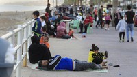 Akibatnya, ribuan orang di wilayah selatan Lebanon pun berbondong-bondong mencari tempat aman.