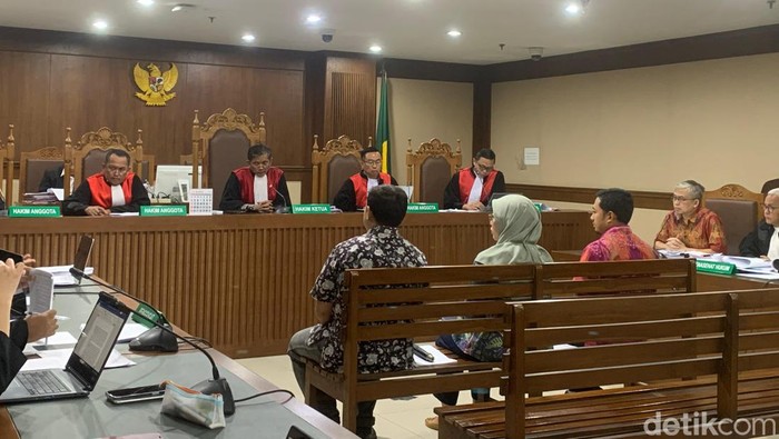 Sidang kasus dugaan korupsi terkait jual beli emas di Pengadilan Tipikor Jakarta, Selasa (24/9/2024). (Mulia Budi/detikcom)