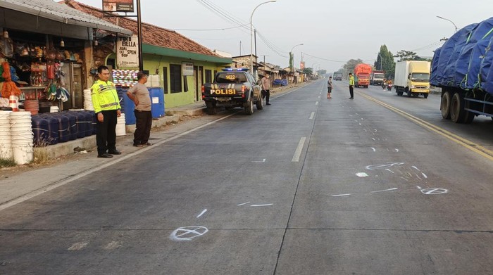 TKP kecelakaan di Duduksampeyan Gresik