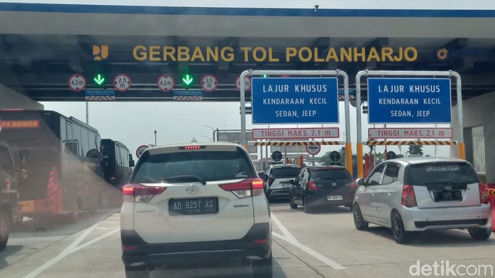 Susana GT Polanharjo jalan tol Jogja-Solo.