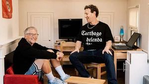 Foto Transformasi Gaya Mark Zuckerberg dari Sederhana Kini Pakai Jam Miliaran