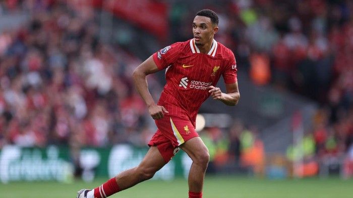 LIVERPOOL, ENGLAND - SEPTEMBER 21: Trent Alexander-Arnold of Liverpool FC during the Premier League match between Liverpool FC and AFC Bournemouth at Anfield on September 21, 2024 in Liverpool, England. (Photo by Alex Livesey/Getty Images)