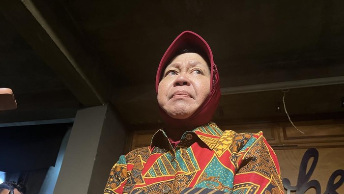 Tri Rismaharini usai menerima deklarasi dukungan dari relawan pendukung Prabowo di Surabaya.