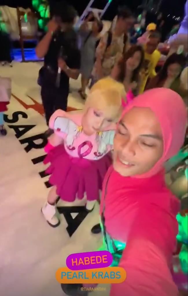 Dari unggahan di media sosial terlihat jika pesta ulang tahun Tiara itu dirayakan di sebuah yacht. Foto: Instagram/@tiaraandini