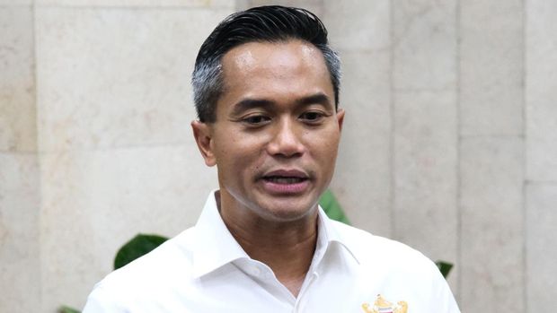 Menteri Agraria dan Tata Ruang/Kepala Badan Pertanahan Nasional (ATR/BPN), Agus Harimurti Yudhoyono (AHY) bertemu dengan Ketua Umum Kamar Dagang dan Industri (KADIN) hasil Musyawarah Nasional Luar Biasa (Munaslub), Anindya Bakrie.