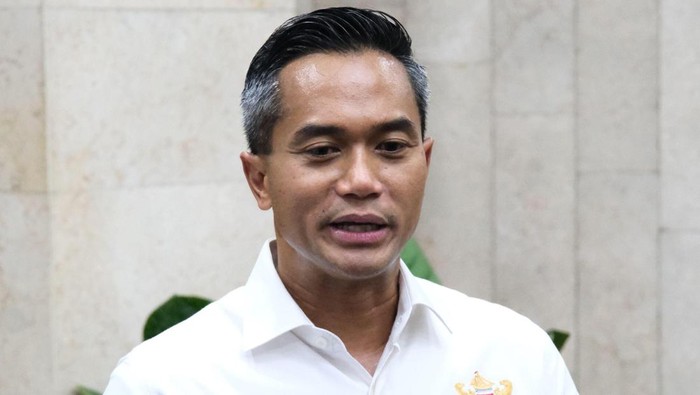 Usai Temui Mendag-Mentan, Anindya Sambangi Kantor AHY Menteri Agraria dan Tata Ruang/Kepala Badan Pertanahan Nasional (ATR/BPN), Agus Harimurti Yudhoyono (AHY) bertemu dengan Ketua Umum Kamar Dagang dan Industri (KADIN) hasil Musyawarah Nasional Luar Biasa (Munaslub), Anindya Bakrie.