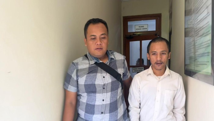 Agung Setiyobudi, guru eskul futsal SMK di mojokerto yang hamili siswinya