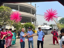 Alex Marquez Disambut Petasan dan Rebana di Sirkuit Formula E Jakarta