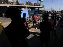 Bersepeda Bareng Gadis-gadis di Cape Town Afrika Selatan