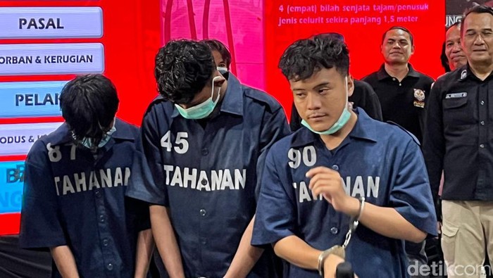 Bos Geng Kokar411, Niko saat dihadirkan di Polrestabes Semarang