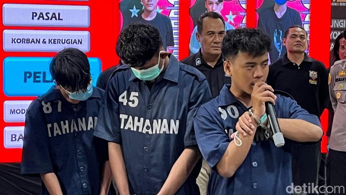 Bos Geng Kokar411, Niko saat dihadirkan di Polrestabes Semarang