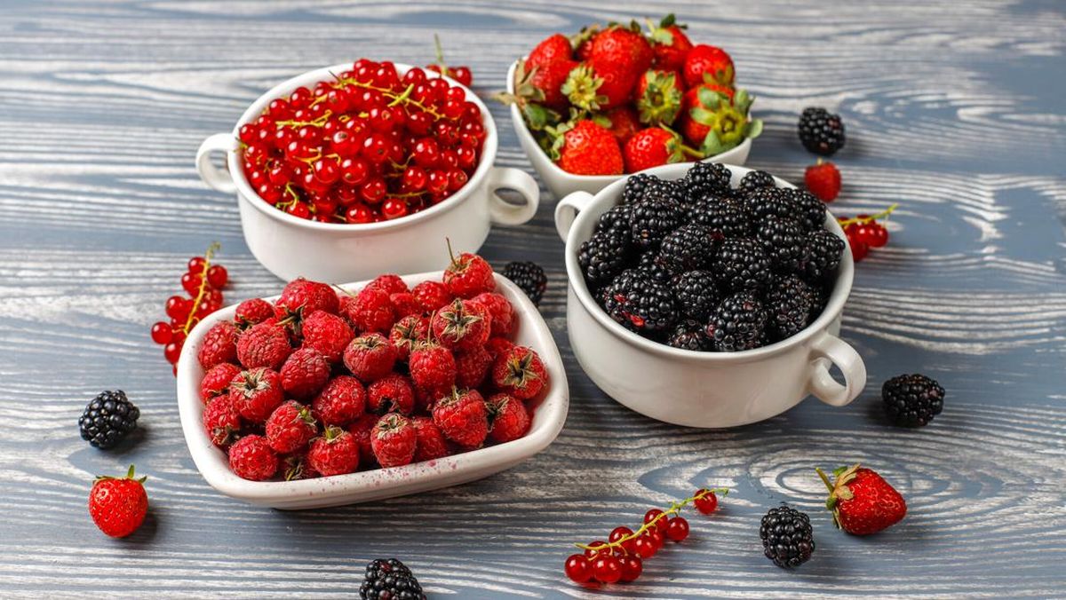 7 Buah Terbaik untuk Cerdaskan Otak Anak