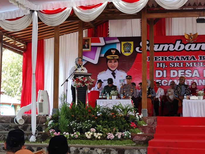 Bupati Sri Mulyani