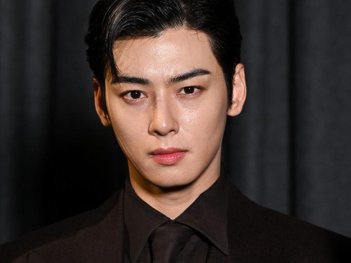 PARIS, FRANCE - SEPTEMBER 24: (EDITORIAL USE ONLY - For Non-Editorial use please seek approval from Fashion House) Eun-Woo Cha attends the Saint Laurent Womenswear Spring-Summer 2025 show as part of Paris Fashion Week on September 24, 2024 in Paris, France. (Photo by Stephane Cardinale - Corbis/Corbis via Getty Images)