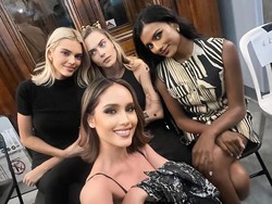 Video: Gaya Cinta Laura Selfie Bareng Kendall Jenner hingga Cara Delevingne