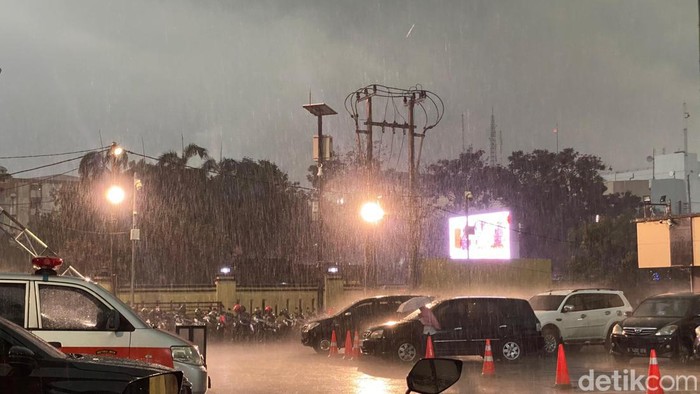 Hujan mengguyur Kota Depok, Rabu (25/9/2024) sore ini.