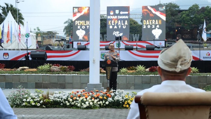 Ikrar pilkada damai Polres Batu
