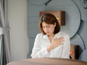 5 Cara Mengatasi Jantung Berdebar Akibat Stres dan Kafein