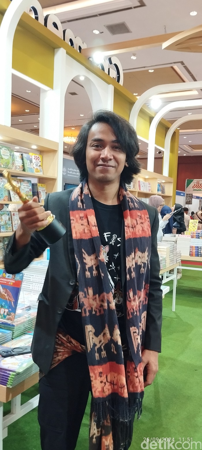 JS Khairen raih penulis terbaik dari IKAPI Awards