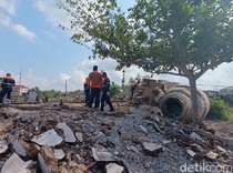 Potret Pos Jaga Remuk Tinggal Puing Buntut Kecelakaan KA Vs Truk di Sedayu