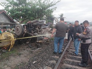 5 Fakta Kecelakaan KA Taksaka Vs Truk Molen di Sedayu Bantul