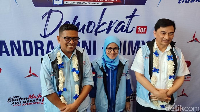 Ketua DPD Partai Demokrat Iti Octavia Jayabaya (Tengah) (Bahtiar/detikcom).