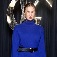 Mathilde Pinault merupakan putri tiri Salma Hayek karena bintang film Meksiko itu menikah dengan Francois-Henri Pinault pada 2009. Foto: WireImage/Marc Piasecki