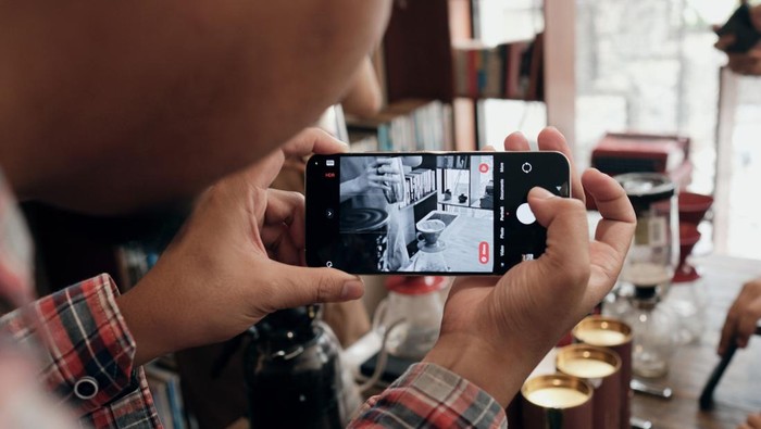 Memotret Hitam Putih ala TwentyTwoSecond