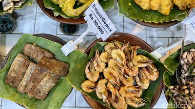 Harum Berempah Nasi Uduk Prasmanan dengan 35 Lauk Sunda