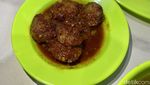 Harum Berempah Nasi Uduk Prasmanan dengan 35 Lauk Sunda
