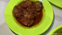 Nasi Uduk Nikmat 79 ini berlokasi  Jl. Kemanggisan Raya no 101, Kemanggisan, Jakarta Barat. Foto: detikcom/Riska Fitria