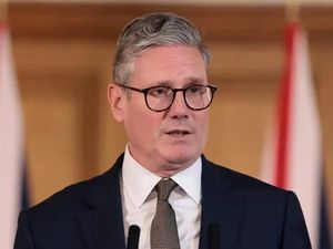 Cegah Agresi Rusia, Inggris Akan Kerahkan Kapal Induk ke Atlantik Utara