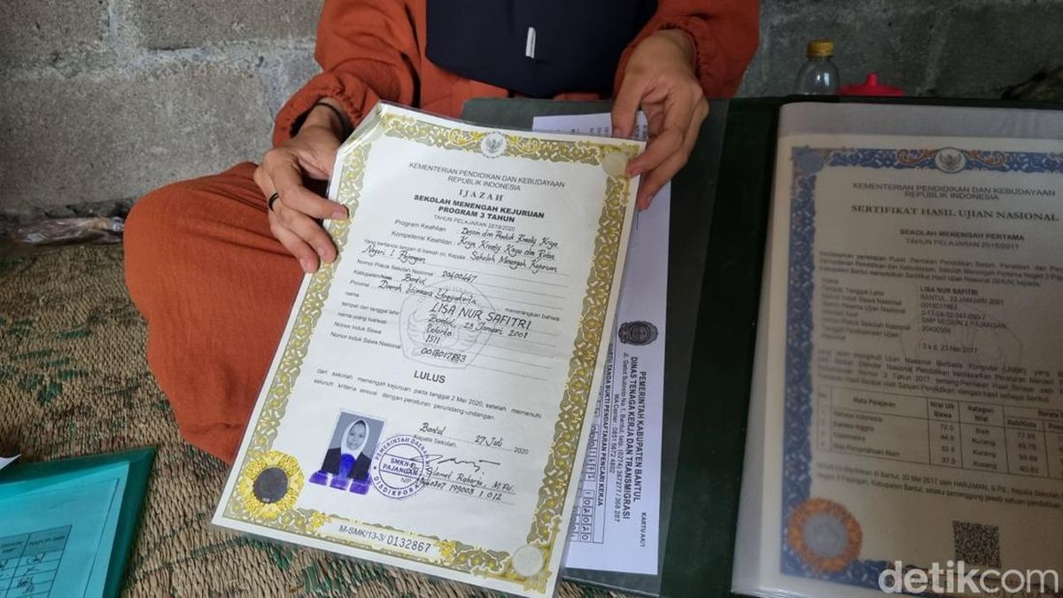 Ijazah Tak Lagi Boleh Ditahan Perusahaan, Ini Hak Pekerja dalam UU Ketenagakerjaan Baru