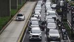 Potret Jalur TransJakarta yang Enggak Pernah Steril