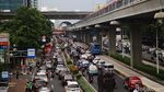 Potret Jalur TransJakarta yang Enggak Pernah Steril