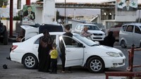Bagi banyak warga Lebanon, terutama mereka yang tinggal di lembah Bekaa timur, Suriah merupakan rute tercepat menuju tempat yang aman ketika ada serangan Israel.  