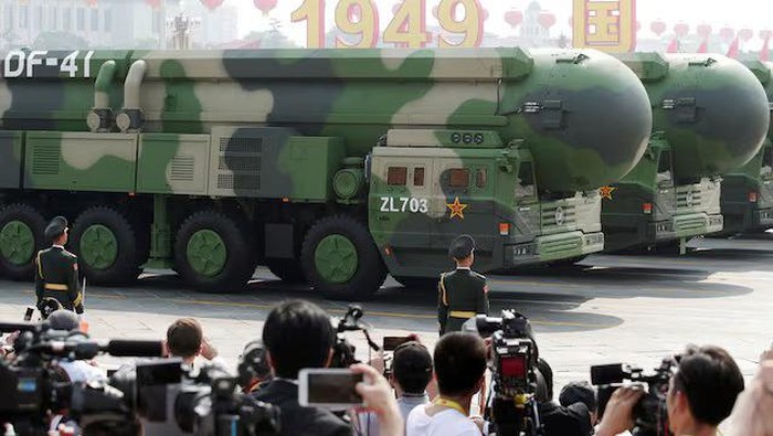 Military vehicles carrying DF-41 intercontinental ballistic missiles travel past Tiananmen Square during the military parade marking the 70th founding anniversary of Peoples Republic of China, on its National Day in Beijing, China October 1, 2019. REUTERS/Jason Lee/File Photo Purchase Licensing Rights