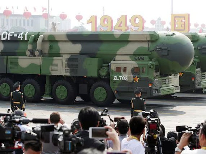 Military vehicles carrying DF-41 intercontinental ballistic missiles travel past Tiananmen Square during the military parade marking the 70th founding anniversary of Peoples Republic of China, on its National Day in Beijing, China October 1, 2019. REUTERS/Jason Lee/File Photo Purchase Licensing Rights