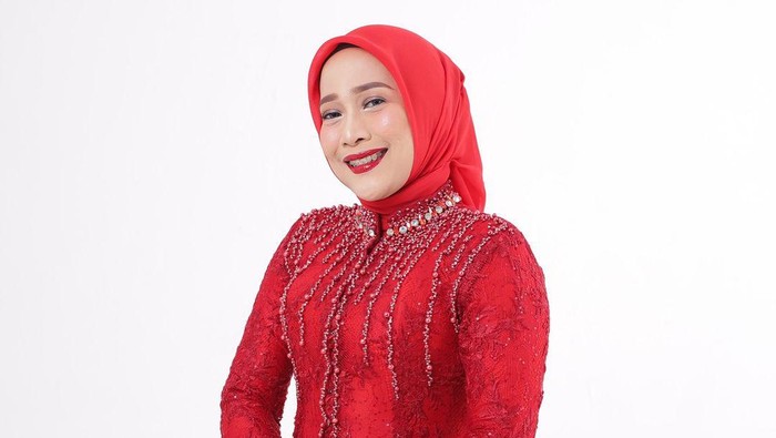 Tia Rahmania