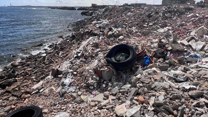 A drone view shows garbage dumped next to the beach after the main garbage dump was closed by the city's residents in Khoms, Libya, September 24, 2024.  REUTERS/Ayman al-Sahili