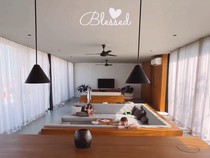 Rider MotoGP Santai Liburan di Kuta Mandalika dan Gili Meno