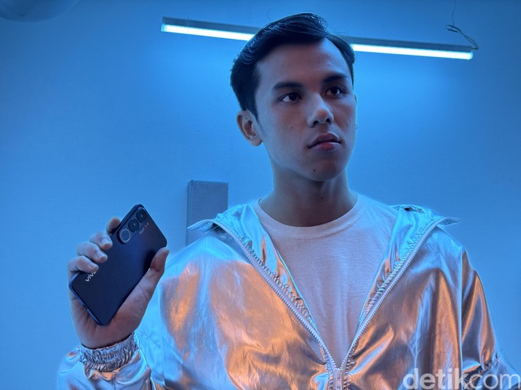 Vivo V40 Lite